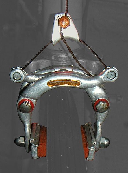 Bestand:443px-Bicycle centre pull brakes.jpg
