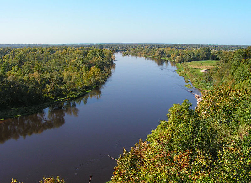 Bestand:800PX-rivier in Polen.JPG