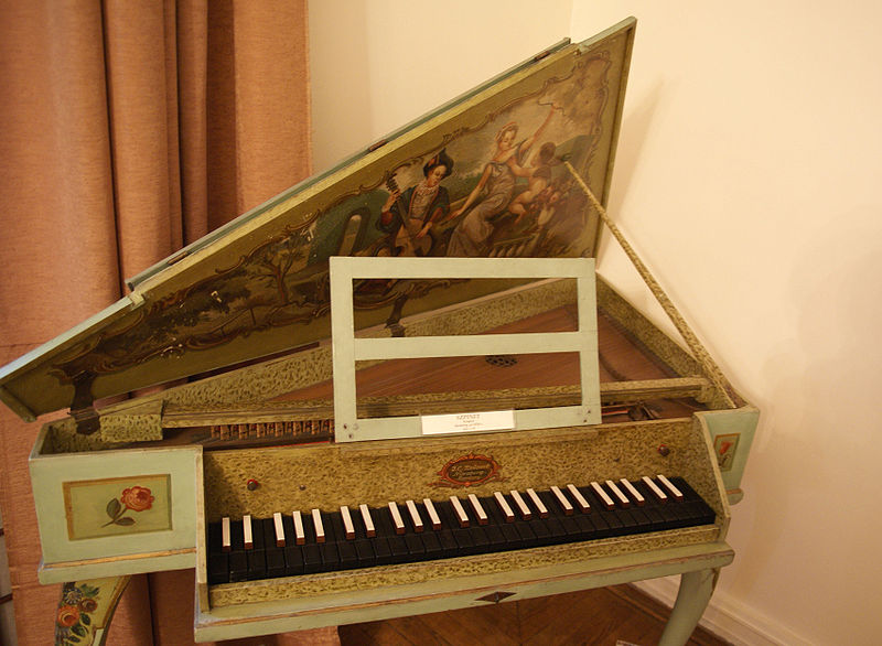 Bestand:800px-Muzeum Instrumentow Muzycznych Szpinet.jpg