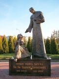 Miniatuur voor Bestand:Statue of Saint Zygmunt Gorazdowski Unveiled, Sanok 1.jpg