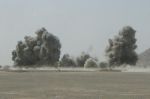 Miniatuur voor Bestand:800px-Airstrike Shewan Farah province.jpg