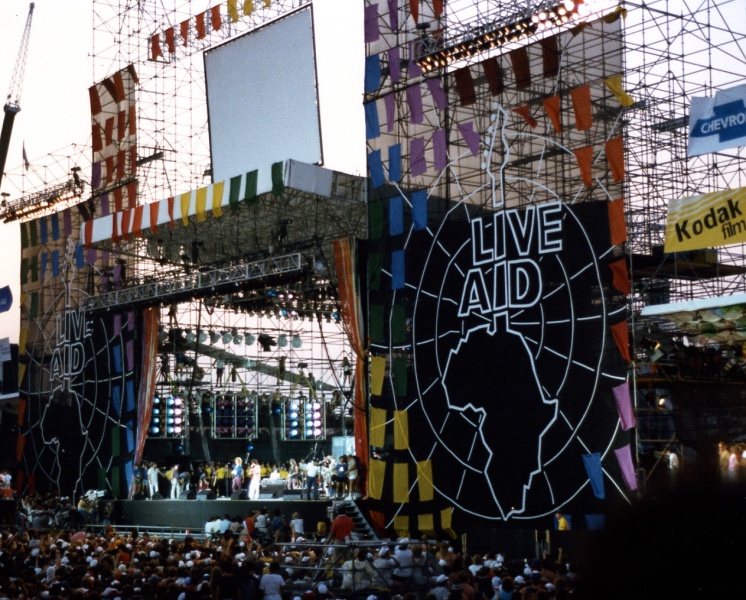 Bestand:Live Aid at JFK Stadium, Philadelphia, PA.jpg