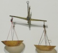 Miniatuur voor Bestand:Tweearmige balans.jpg