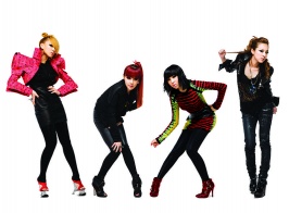 Van rechts naar links: CL, Bom, Minzy en Dara