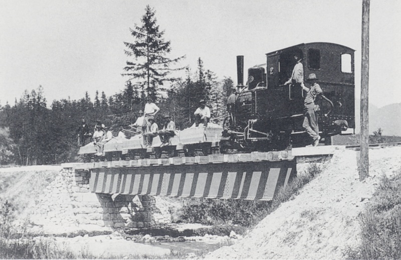 Bestand:Skglb works train 1890.jpg